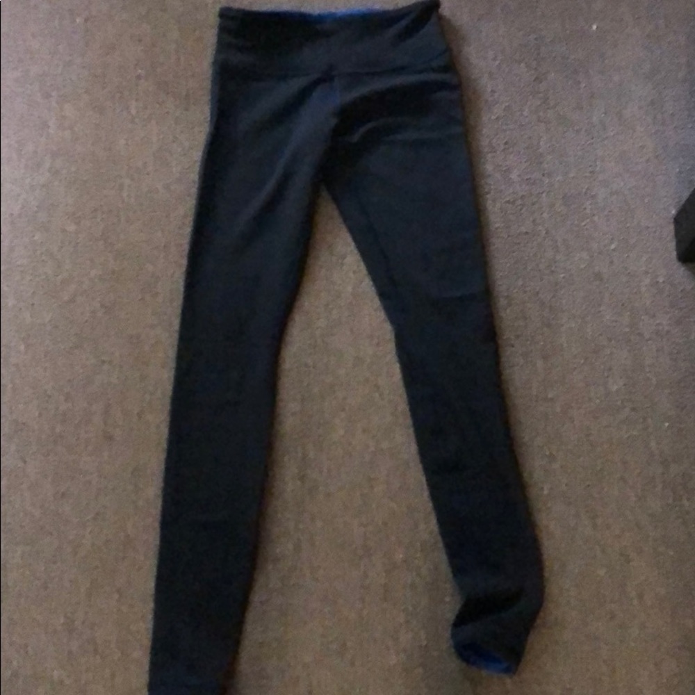 Lululemon reversible blue/black runder unders